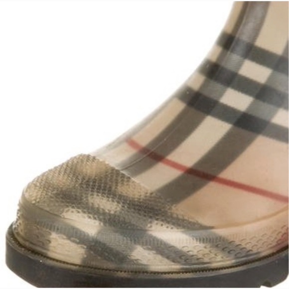 Authentic Burberry rain boots like new - Picture 2 of 2